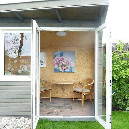 B&B It Lytshus Earnewald Bagian luar foto