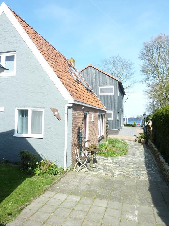 B&B It Lytshus Earnewald Ruang foto
